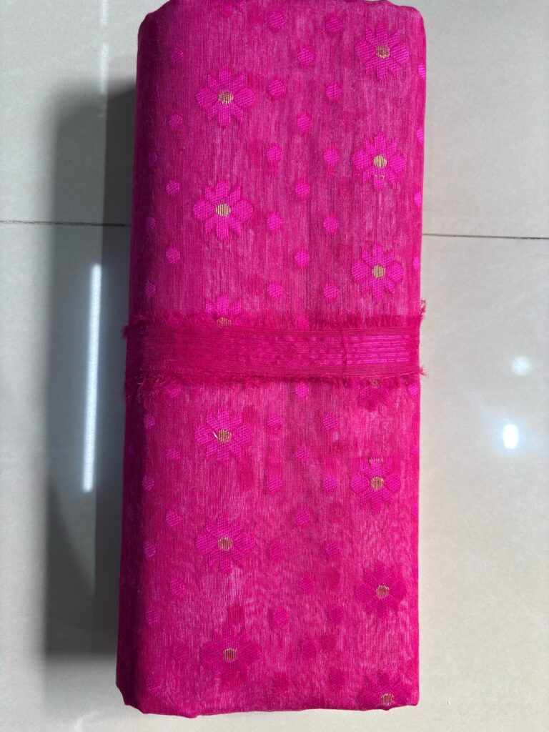 Buti Dhakai Self Rani